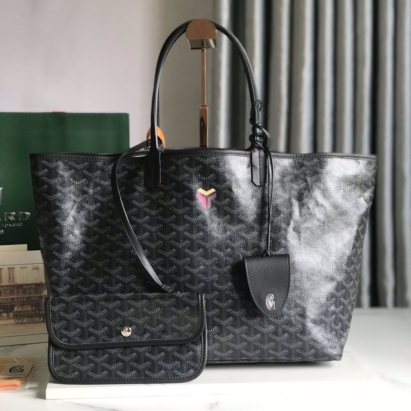 Go*ard shopping bags